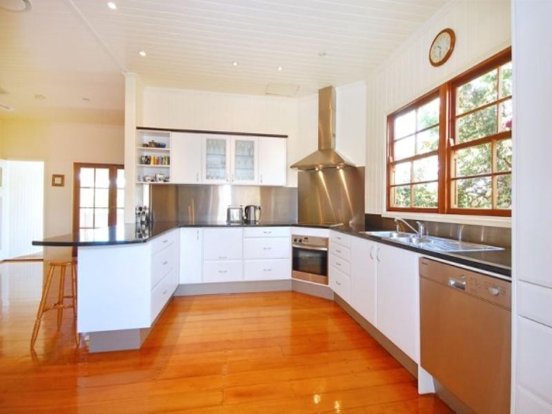 7 General Street, Hendra QLD 4011