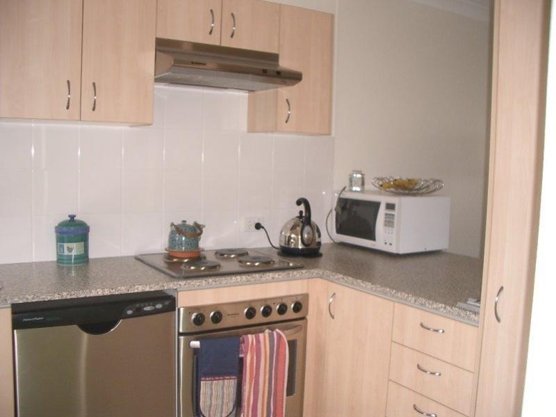 8/54 Jackson Street, Hamilton QLD 4007