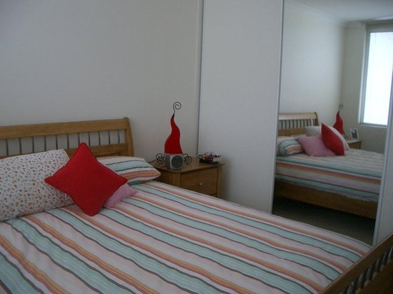 8/54 Jackson Street, Hamilton QLD 4007