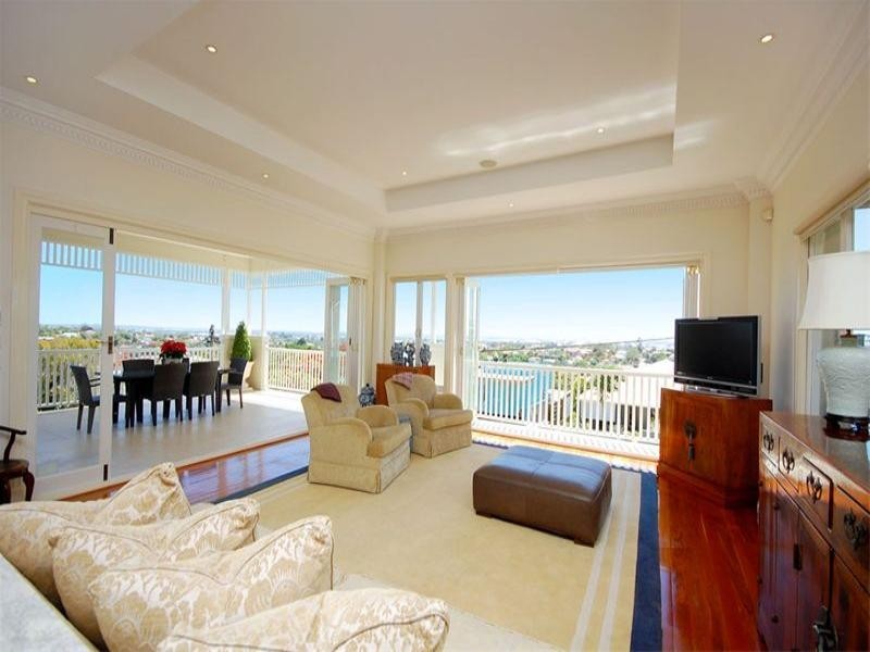 8 Bale Street, Ascot QLD 4007