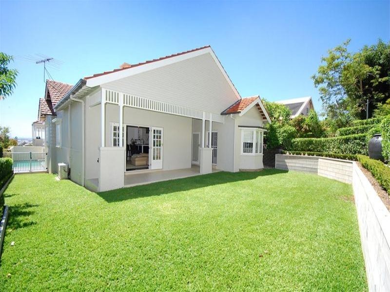 8 Bale Street, Ascot QLD 4007