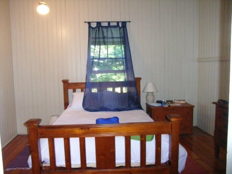 2 Mabel Street, Clayfield QLD 4011