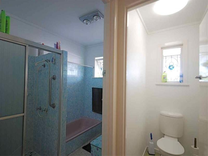 15 Geraldine Street, Wavell Heights QLD 4012