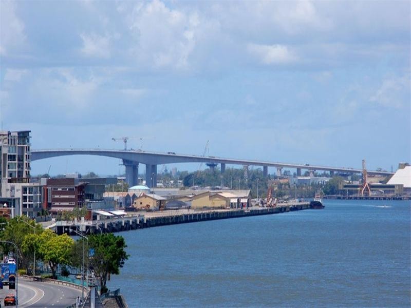 6/55 Hillside Crescent, Hamilton QLD 4007