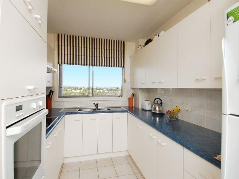 6/55 Hillside Crescent, Hamilton QLD 4007