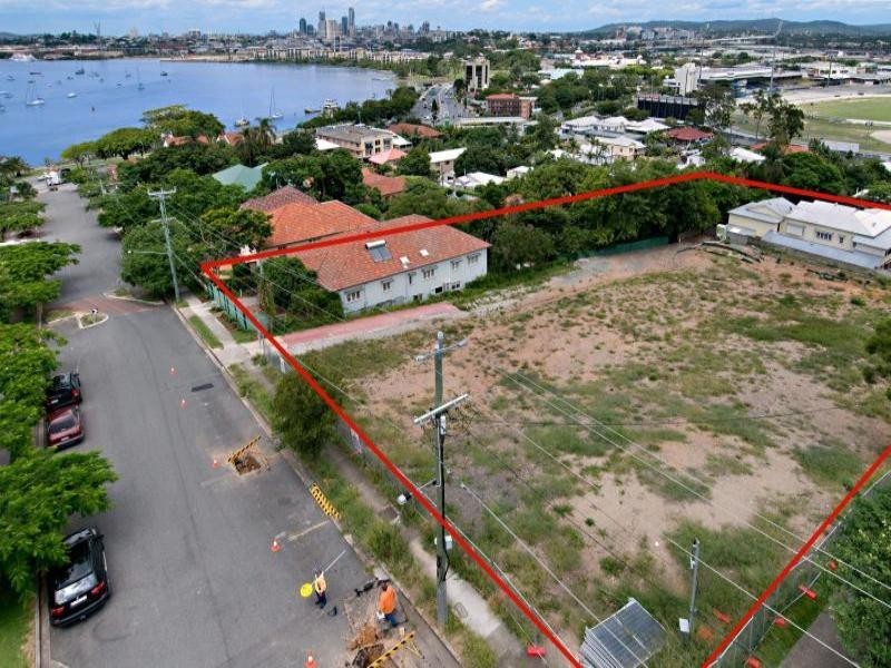 30 Toorak Road, Hamilton QLD 4007