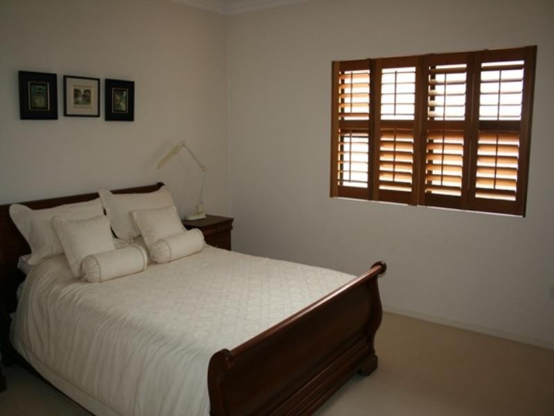 18 Beaufort Lane, Clayfield QLD 4011