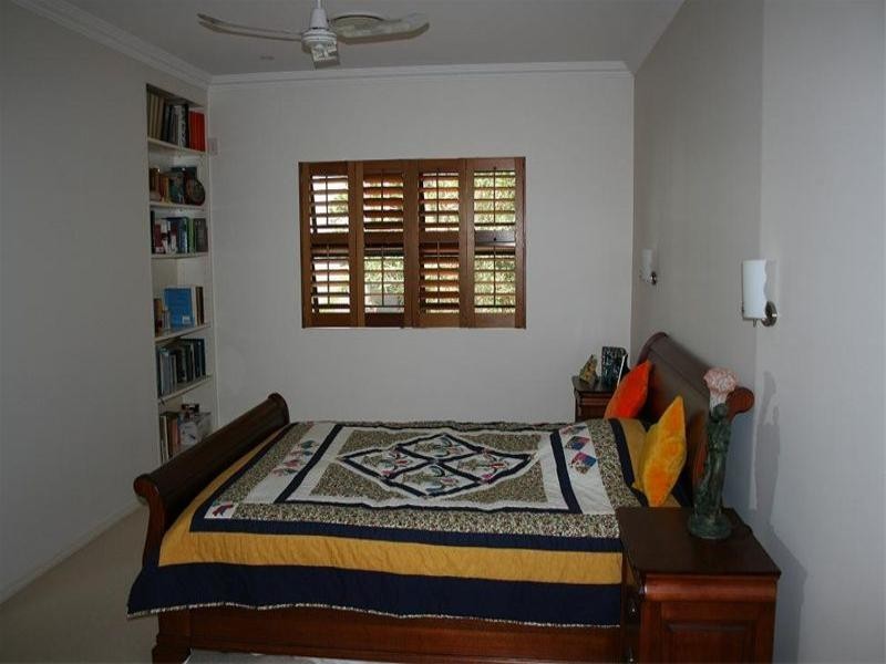 18 Beaufort Lane, Clayfield QLD 4011