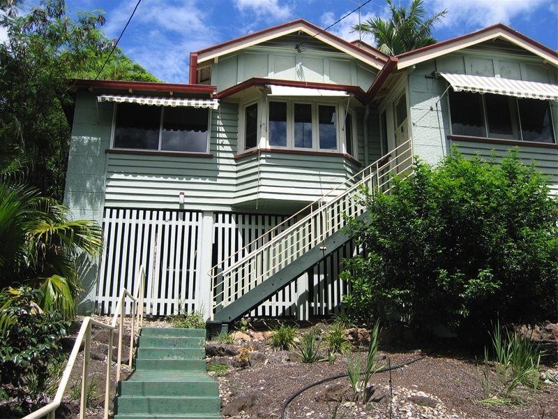 7 Mikado Street, Hamilton QLD 4007