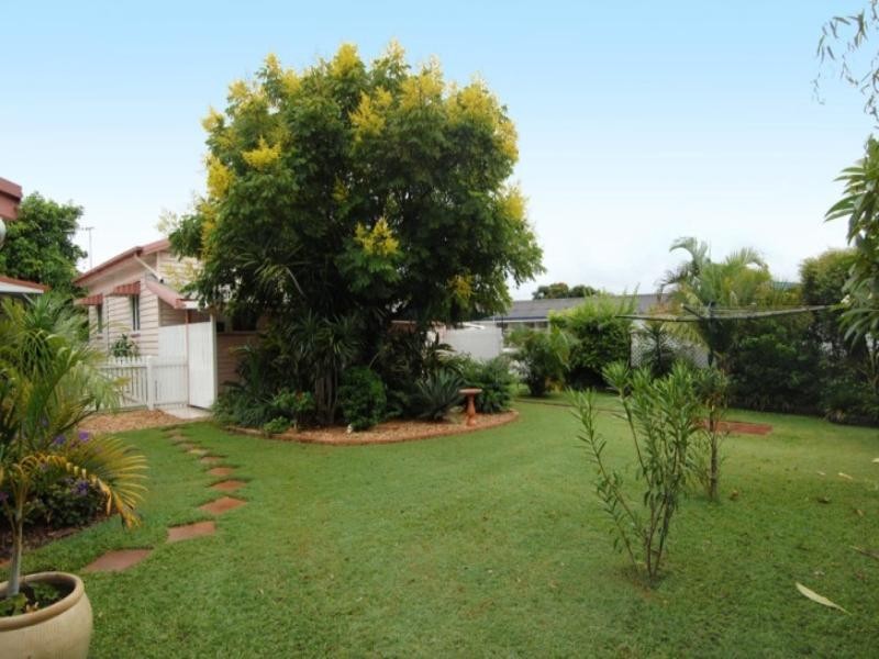 5 Golden Square, Hendra QLD 4011