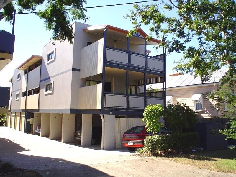 17/54 Jackson Street, Hamilton QLD 4007