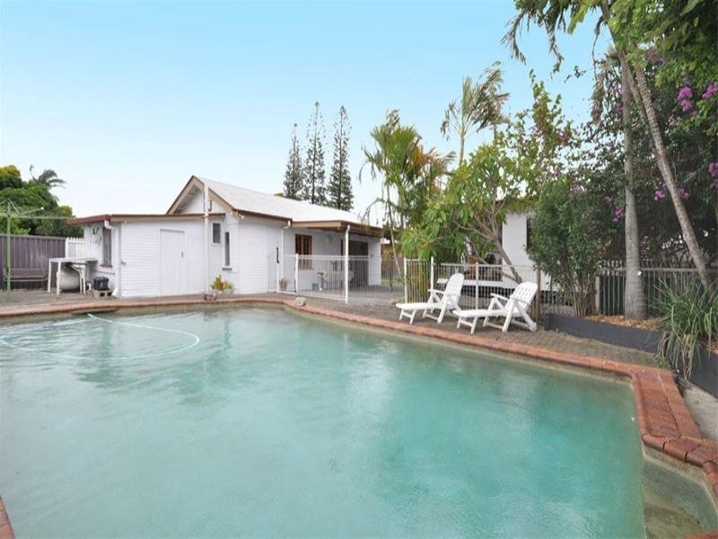 33 Ure Street, Hendra QLD 4011