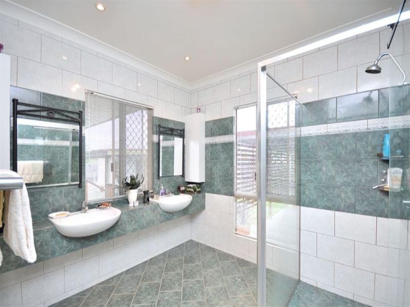 33 Ure Street, Hendra QLD 4011