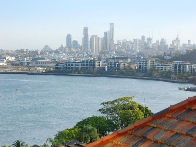 11 Dickson Terrace, Hamilton QLD 4007