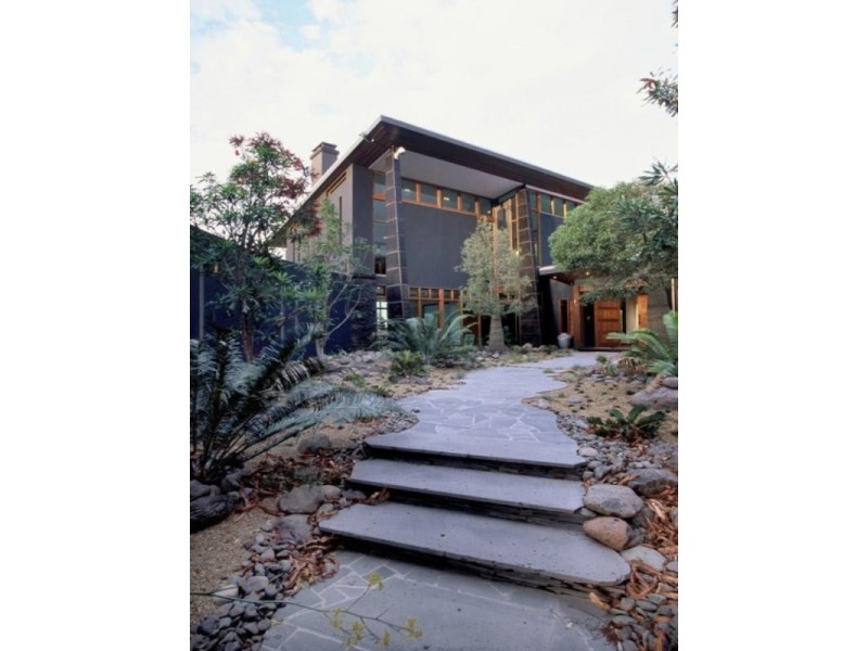 948 Mt Nebo Road,, Jollys Lookout QLD 4520