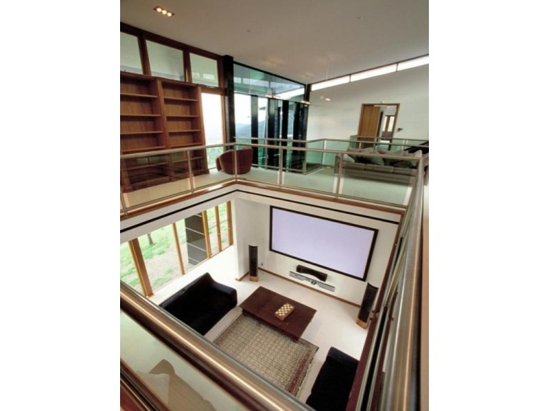 948 Mt Nebo Road,, Jollys Lookout QLD 4520