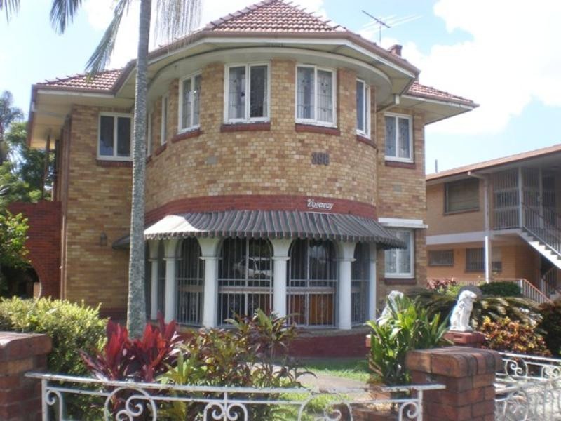 398 Kingsford Smith Drive, Hamilton QLD 4007