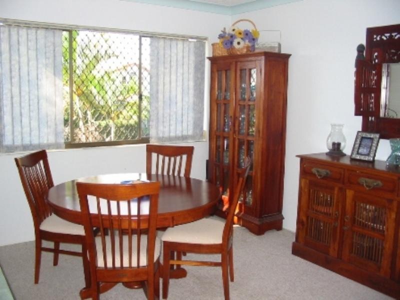 2/58 College Street, Hamilton QLD 4007