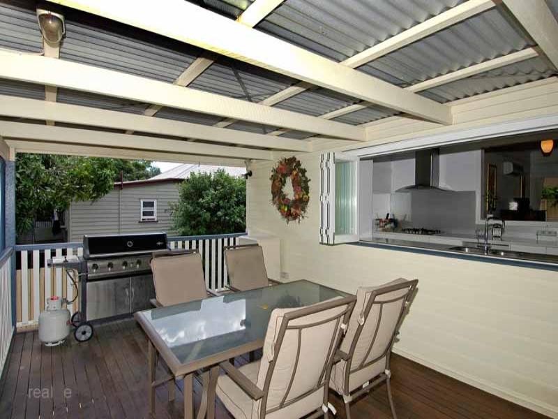 12 Dawson Street, Wooloowin QLD 4030