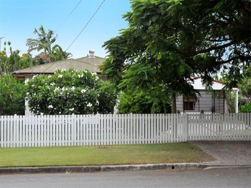 33 Ure Street, Hendra QLD 4011