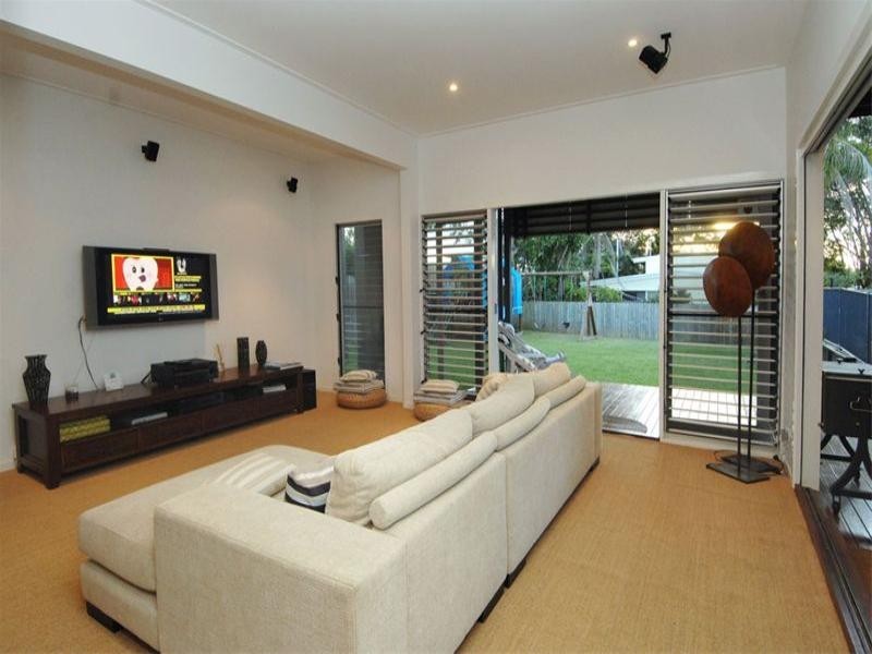 16 Pring Street, Hendra QLD 4011