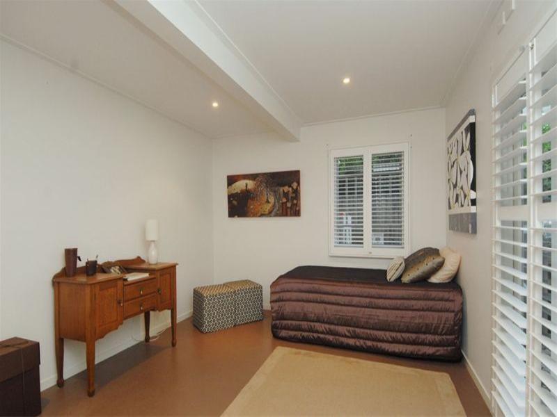 16 Pring Street, Hendra QLD 4011