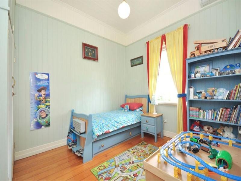 93 Ridge Street, Northgate QLD 4013