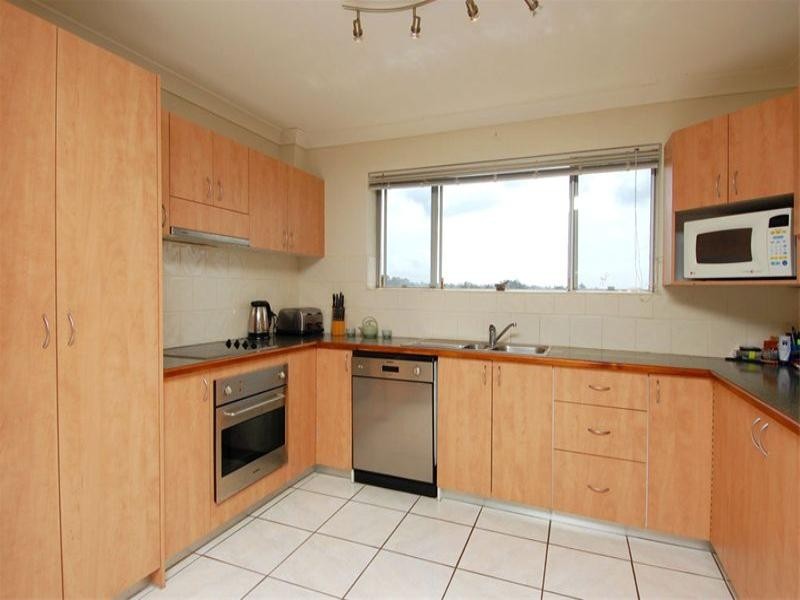 4/12 Attewell Street, Nundah QLD 4012