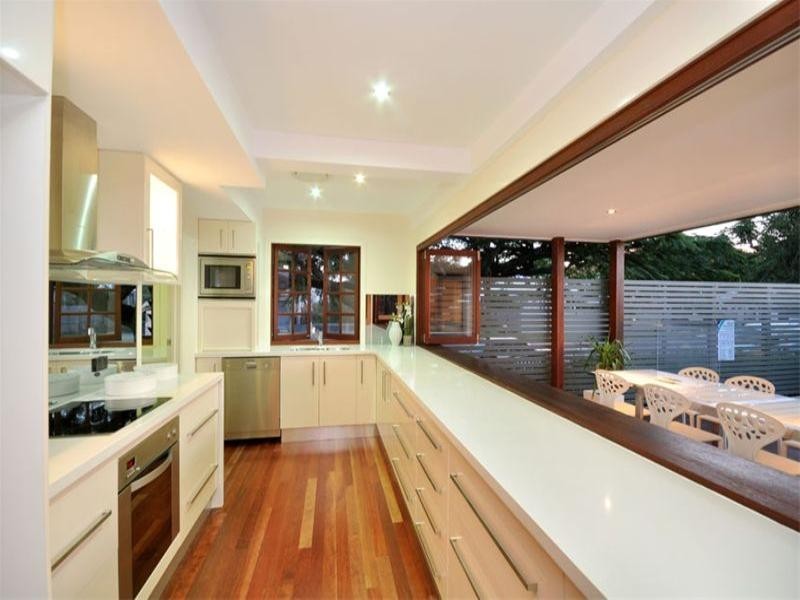 2 Rous Street, Hendra QLD 4011