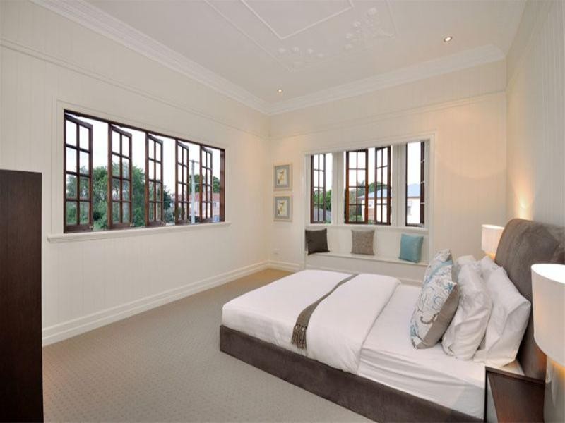 2 Rous Street, Hendra QLD 4011