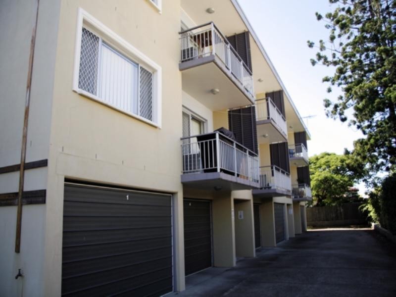 2/17 Magdala Street, Ascot QLD 4007