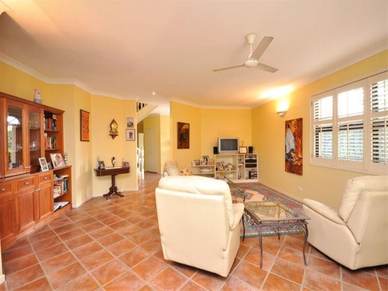 56 Windsor Street, Hamilton QLD 4007