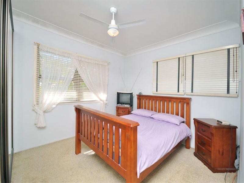 9 Taabinga Street, Wavell Heights QLD 4012