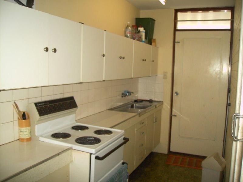 8/6 Riverview Terrace, Hamilton QLD 4007