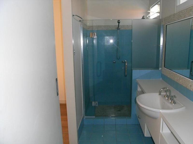 11 Inverness, Ascot QLD 4007