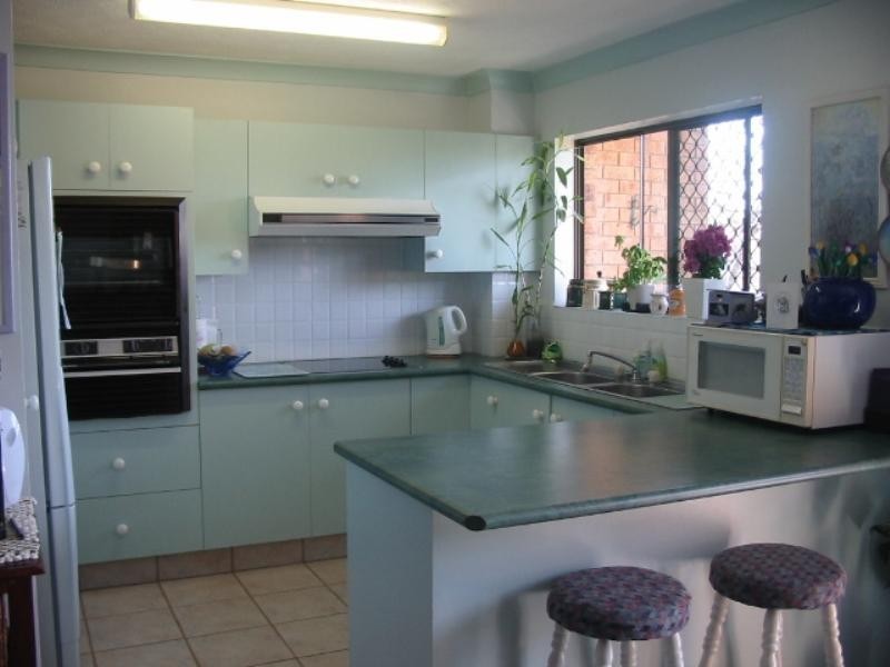 2/58 College Street, Hamilton QLD 4007