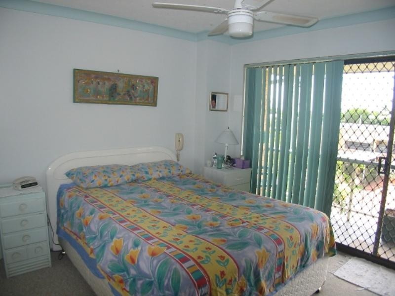 2/58 College Street, Hamilton QLD 4007