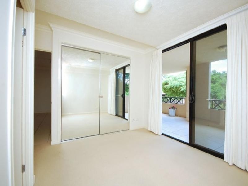 8/47 Racecourse Road, Hamilton QLD 4007