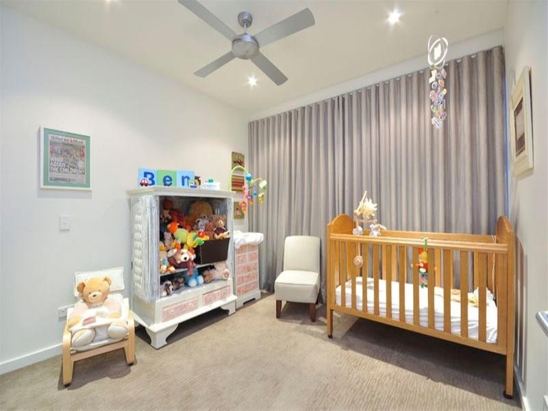 8 Sixth Avenue, Windsor QLD 4030