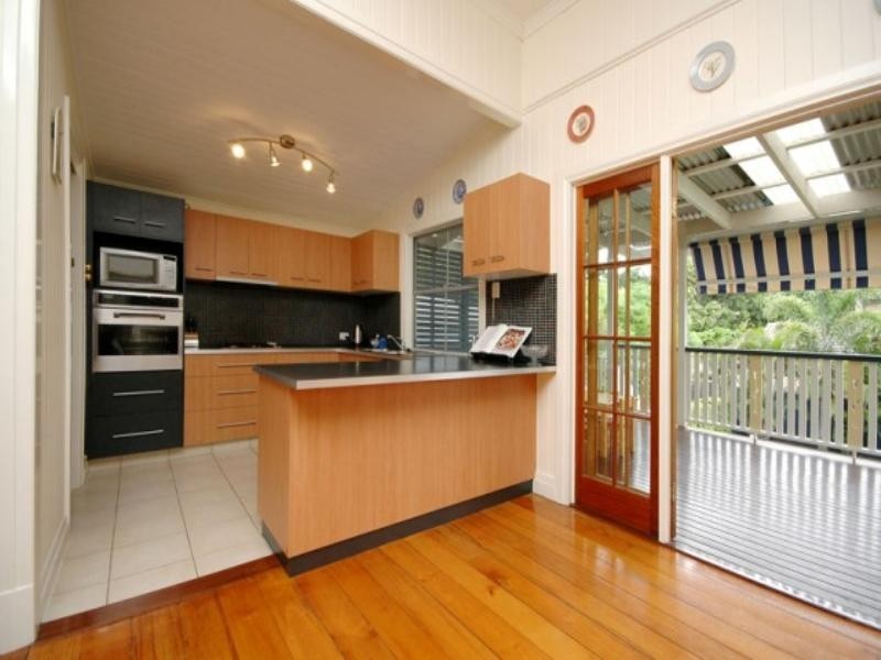 6 Alexandra Road, Ascot QLD 4007