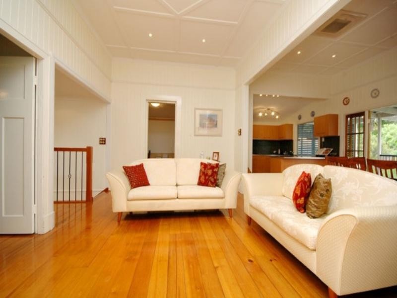 6 Alexandra Road, Ascot QLD 4007