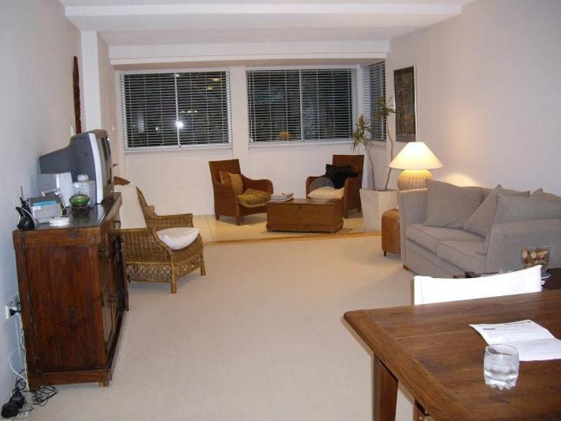 2/107 Windermere Road, Hamilton QLD 4007