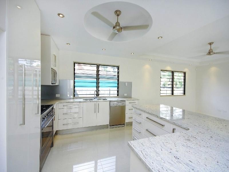 28 Blaikie Street, Hendra QLD 4011