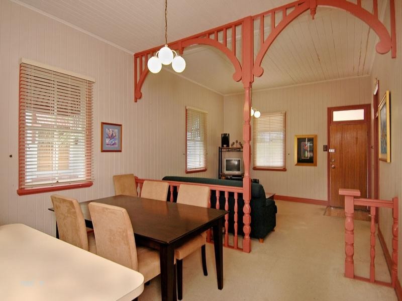 26 Ada Street, Windsor QLD 4030