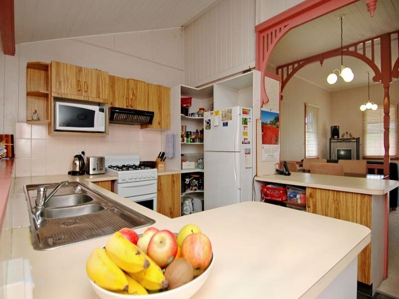 26 Ada Street, Windsor QLD 4030