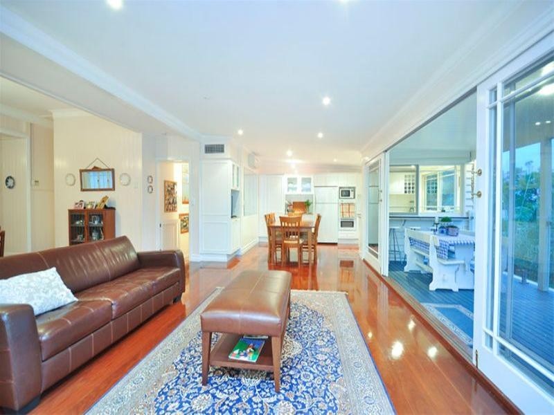 32 Palmer Street, Windsor QLD 4030