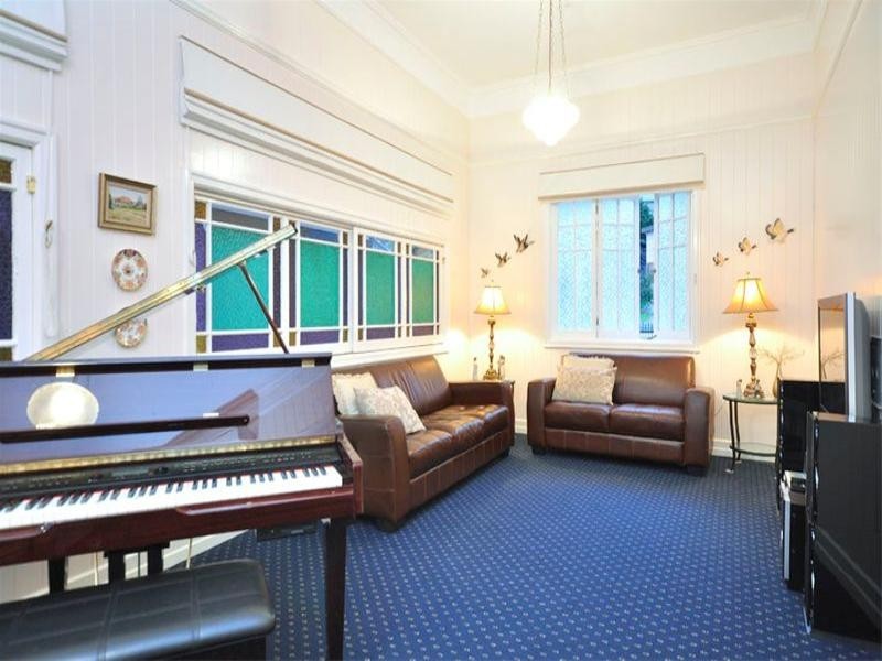 32 Palmer Street, Windsor QLD 4030