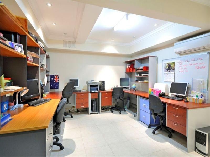 32 Palmer Street, Windsor QLD 4030