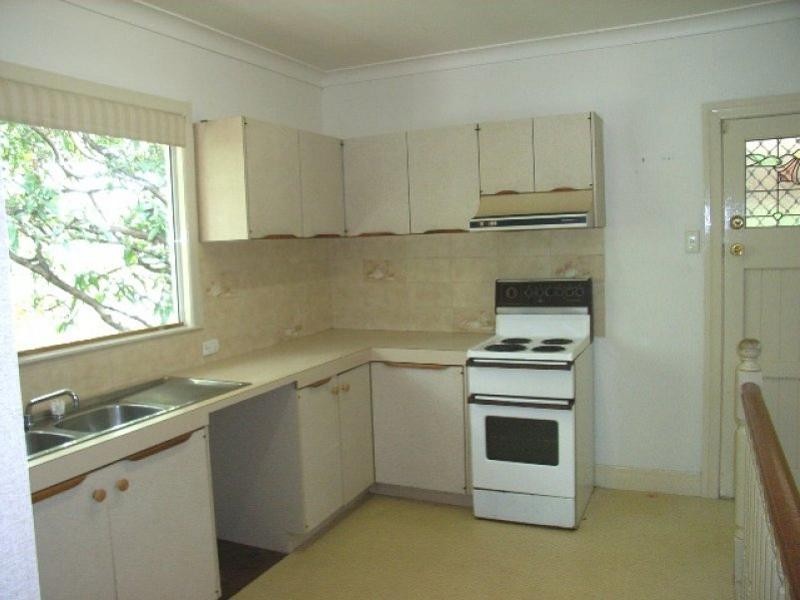 58 Cooksley Street, Hamilton QLD 4007