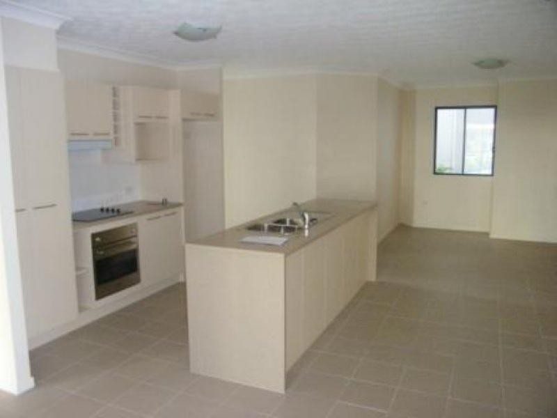 2/7-9 Amisfield Avenue, Nundah QLD 4012